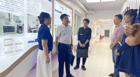 我院迎接“实验室安全员党员先锋岗”中期检查、与吉林市委决策咨询委员会就科研仪器共享机制开展交流 我院迎接“实验室安全员党员先锋岗”中期检查、与吉林市委决策咨询委员会就科研仪器共享机制开展交流