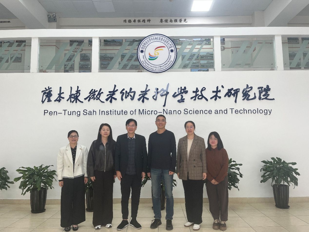 校友情深返母校,共谋发展新篇章 校友情深返母校,共谋发展新篇章